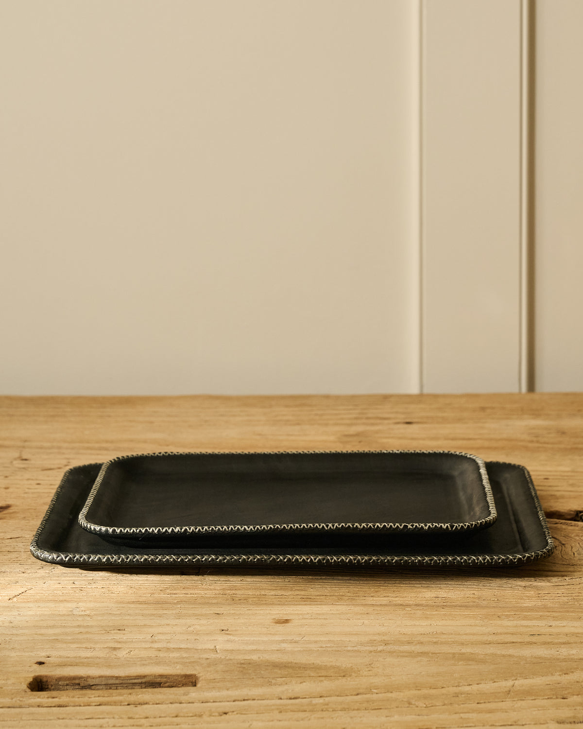 Leather Stitched Catchall | Black