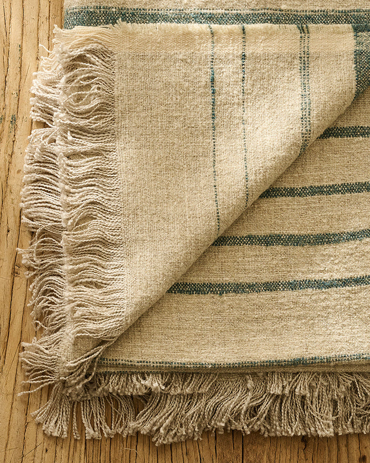 Ike Throw | Light Blue