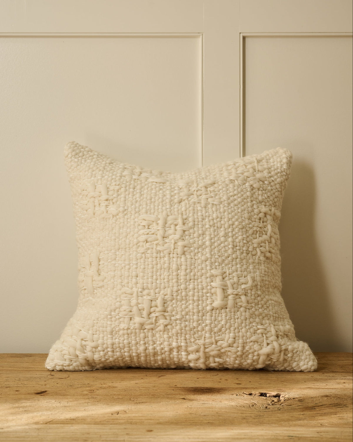 Iara Pillow