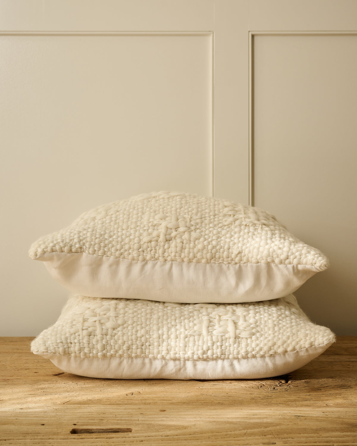 Iara Pillow