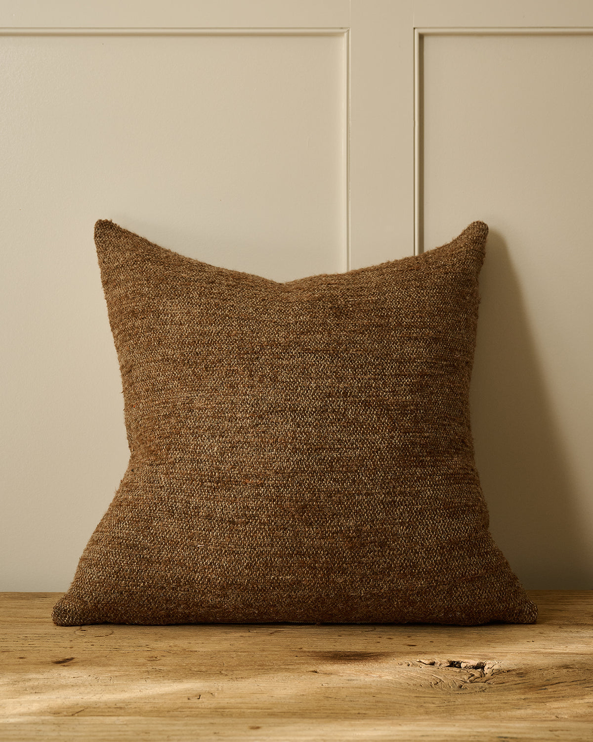 Oliver Pillow | Brown